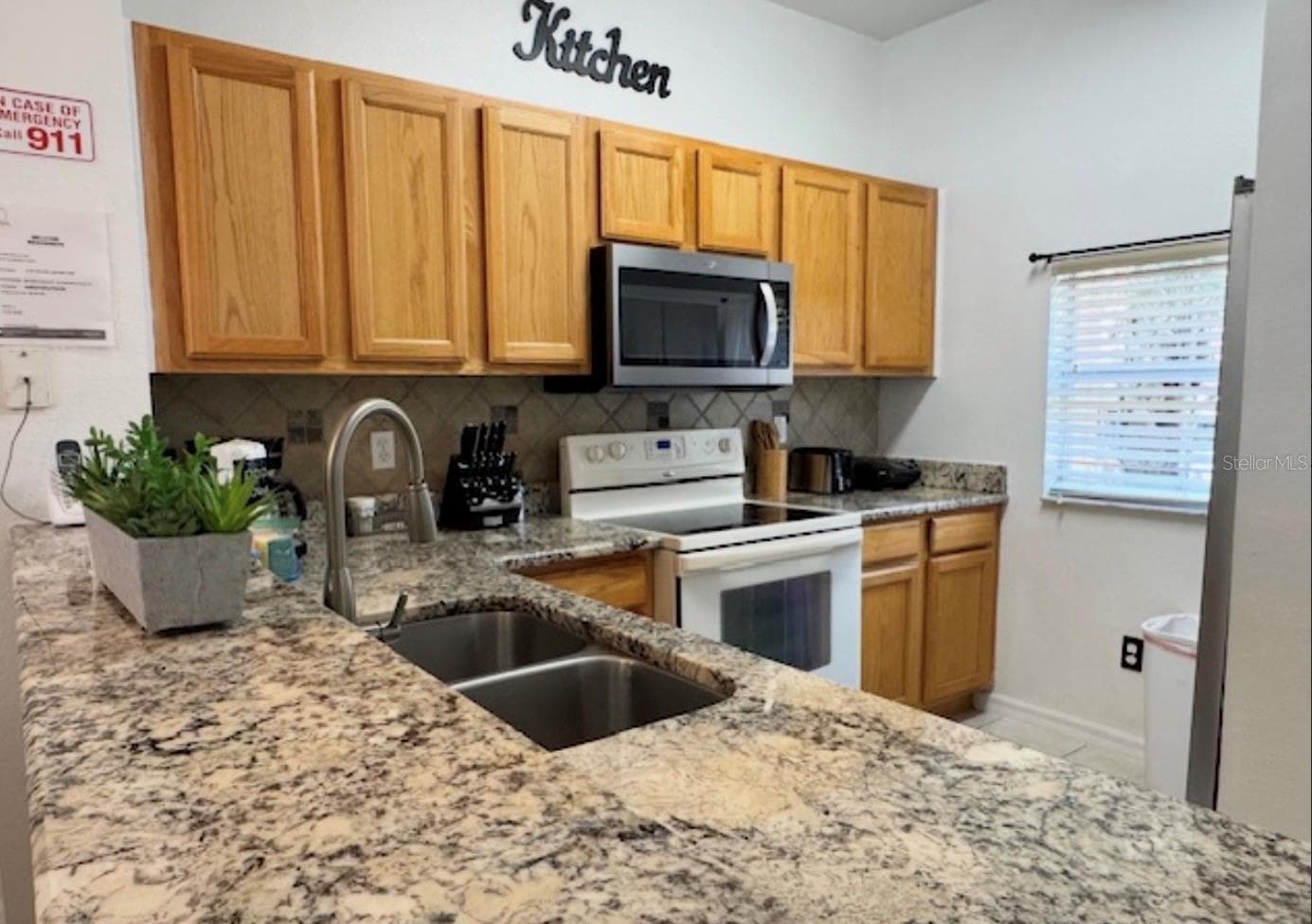 Townhouse at 3118 YELLOW LANTANA LN, KISSIMMEE, photo 2 of 24