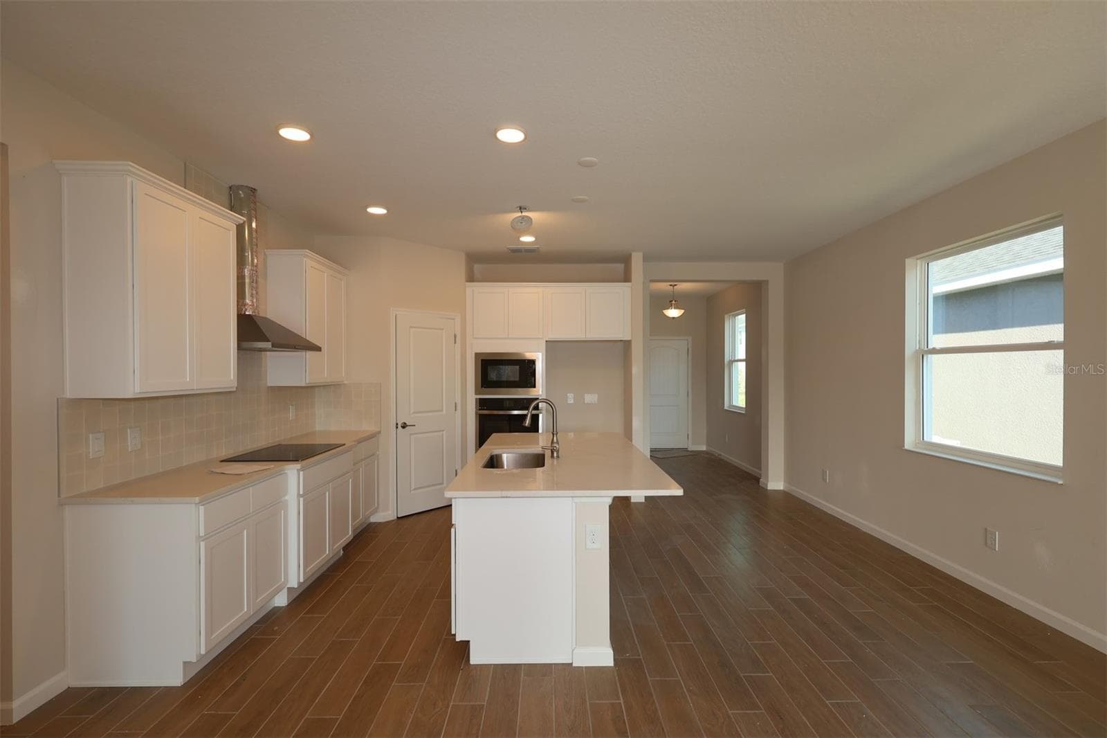 Single Family Residence at 2673 GREAT HERON AVE, ST CLOUD, photo 4 of 28