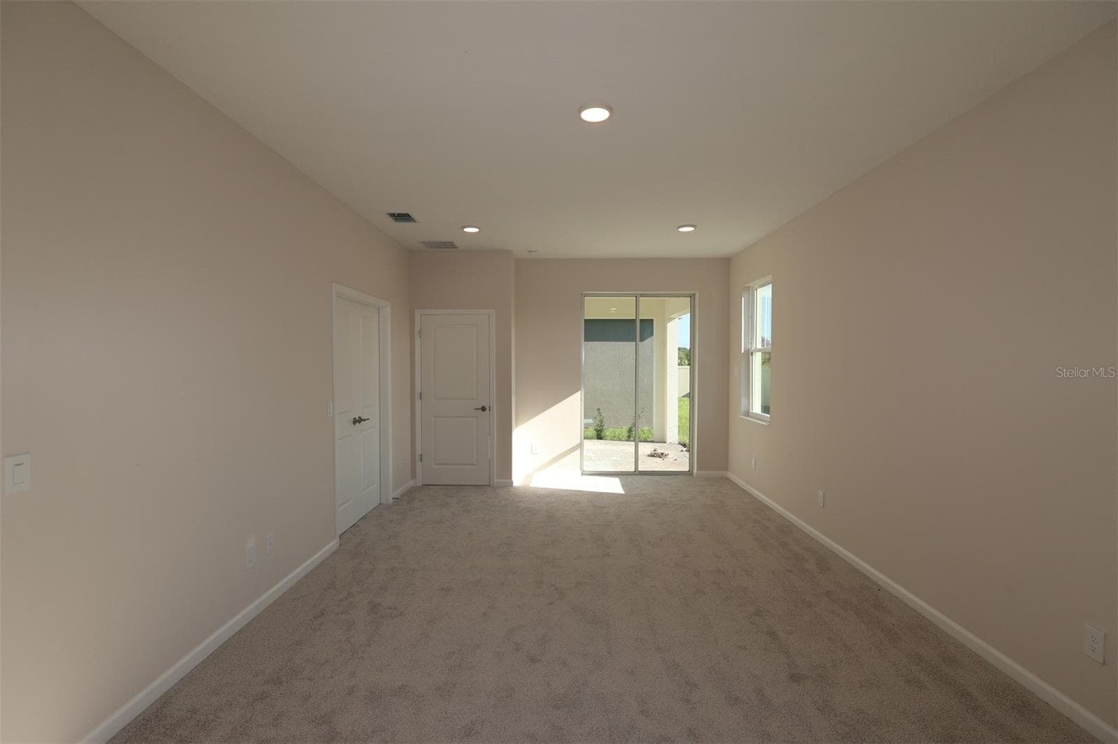 Single Family Residence at 2673 GREAT HERON AVE, ST CLOUD, photo 9 of 28