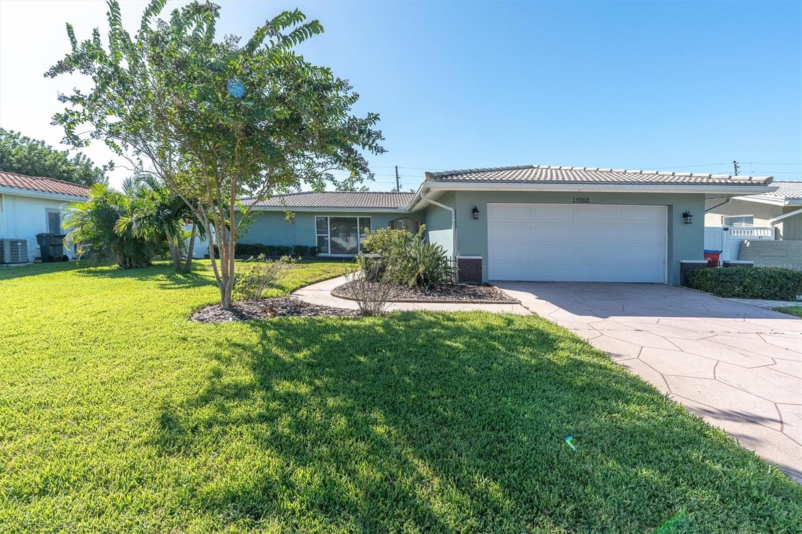 Single Family Residence at 14968 IMPERIAL POINT DR N, LARGO, photo 3 of 62