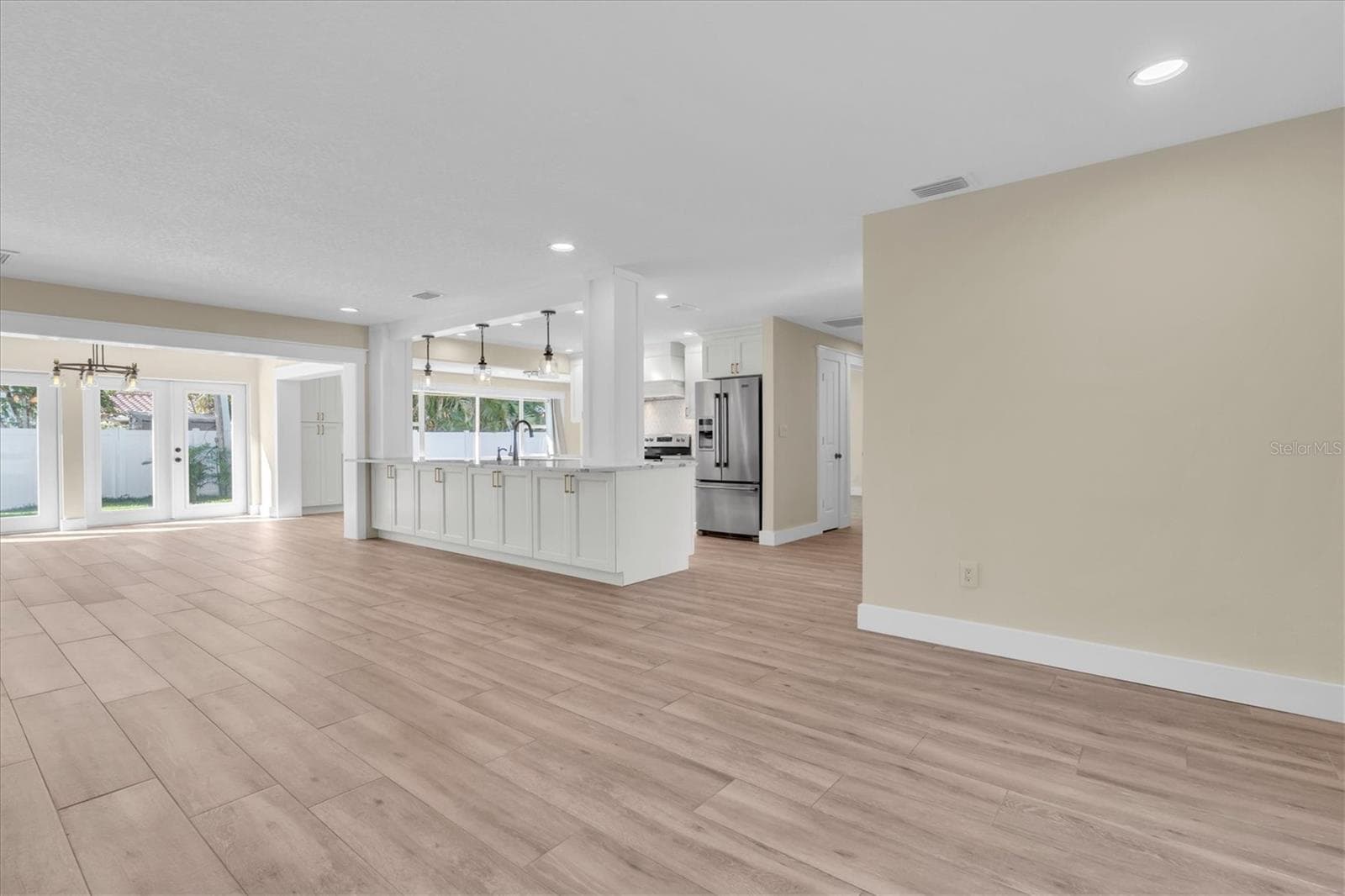 Single Family Residence at 14968 IMPERIAL POINT DR N, LARGO, photo 10 of 62