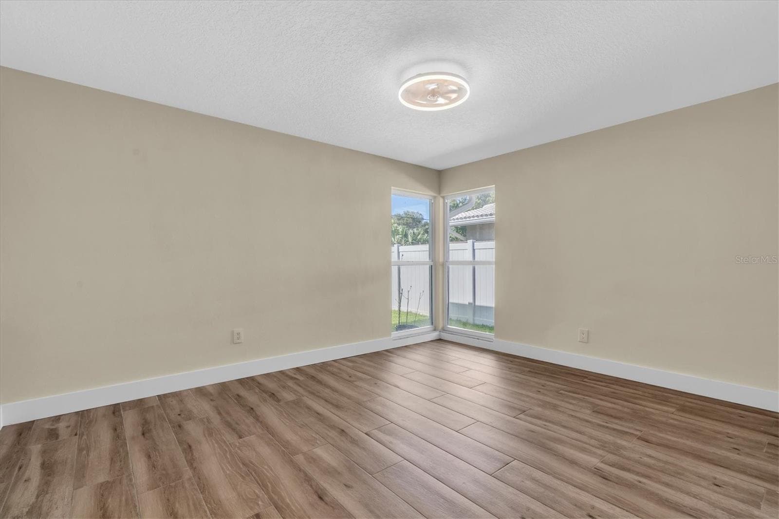Single Family Residence at 14968 IMPERIAL POINT DR N, LARGO, photo 27 of 62