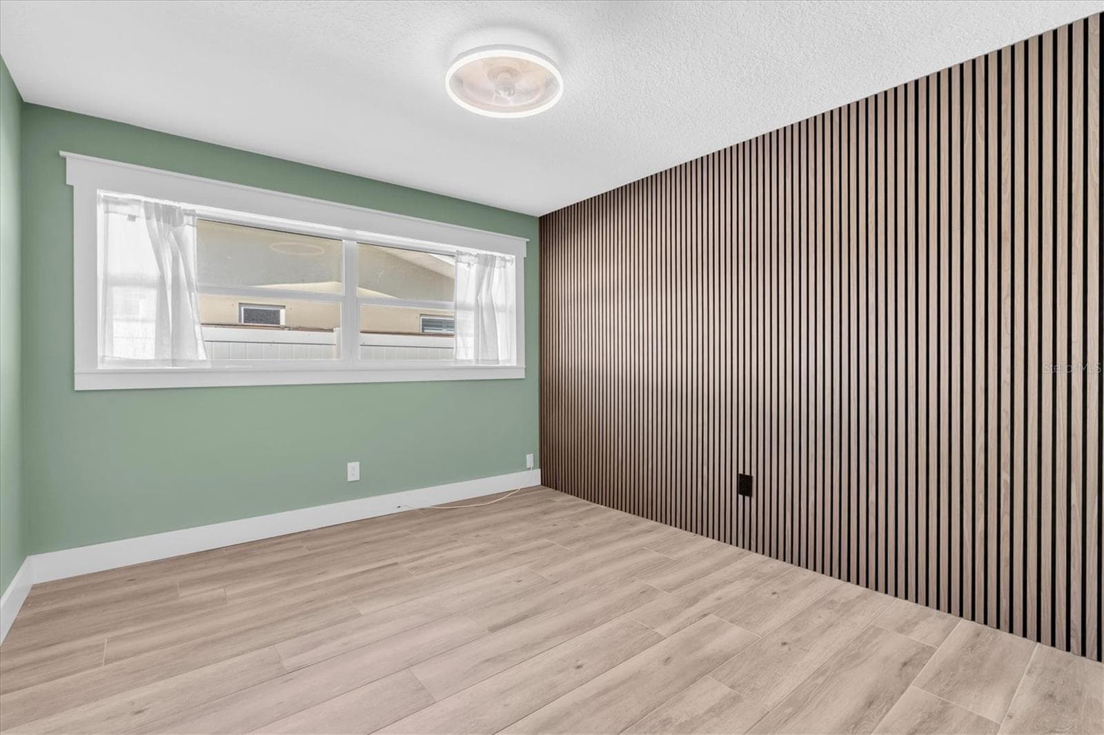 Single Family Residence at 14968 IMPERIAL POINT DR N, LARGO, photo 31 of 62