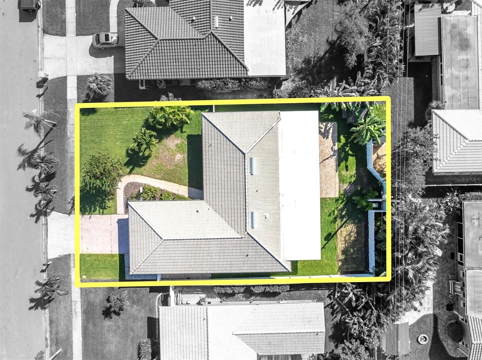 Single Family Residence at 14968 IMPERIAL POINT DR N, LARGO, photo 42 of 62