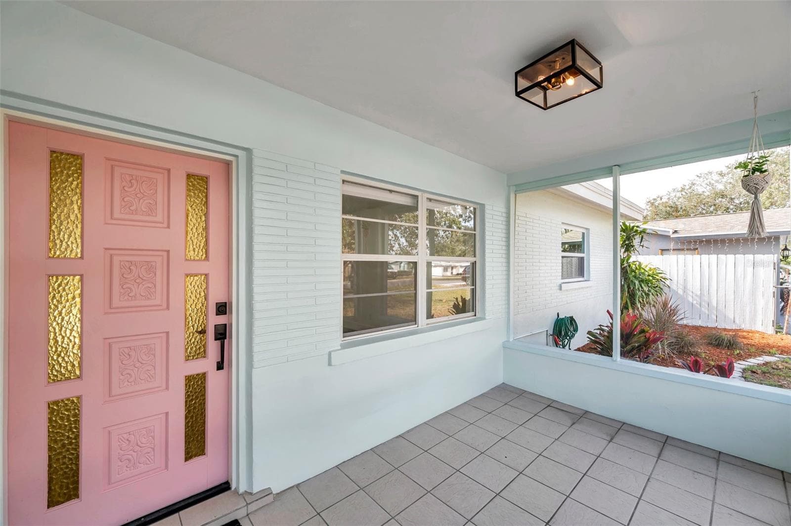 Single Family Residence at 2238 13TH AVE SW, LARGO, photo 3 of 32