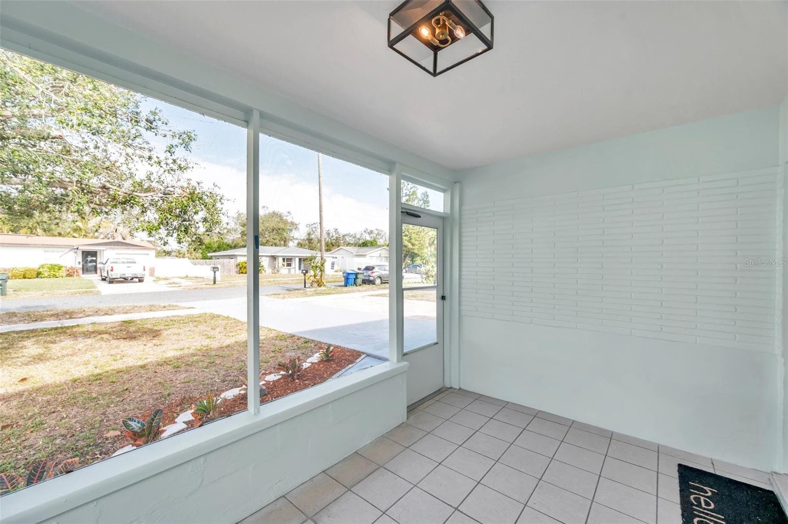 Single Family Residence at 2238 13TH AVE SW, LARGO, photo 5 of 32