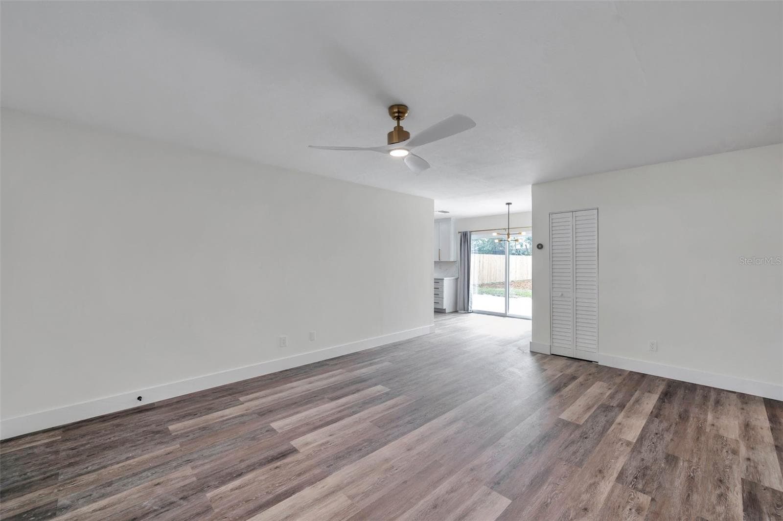 Single Family Residence at 2238 13TH AVE SW, LARGO, photo 9 of 32