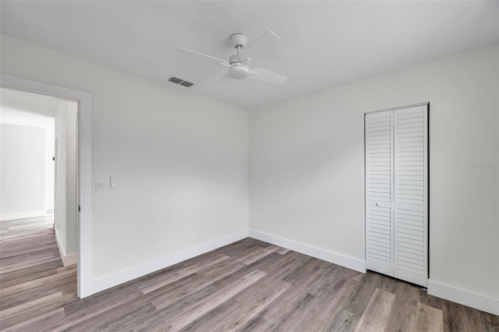 Single Family Residence at 2238 13TH AVE SW, LARGO, photo 19 of 32