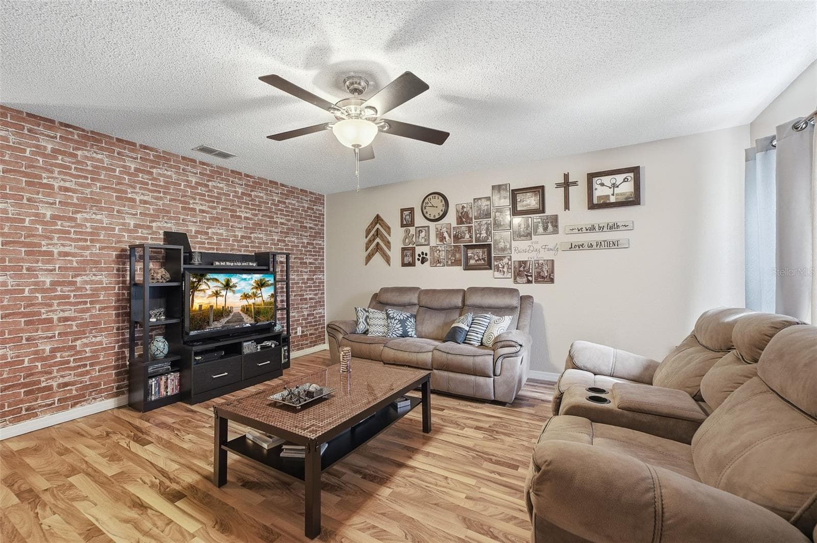 Townhouse at 9439 COMEAU ST, GOTHA, photo 3 of 26