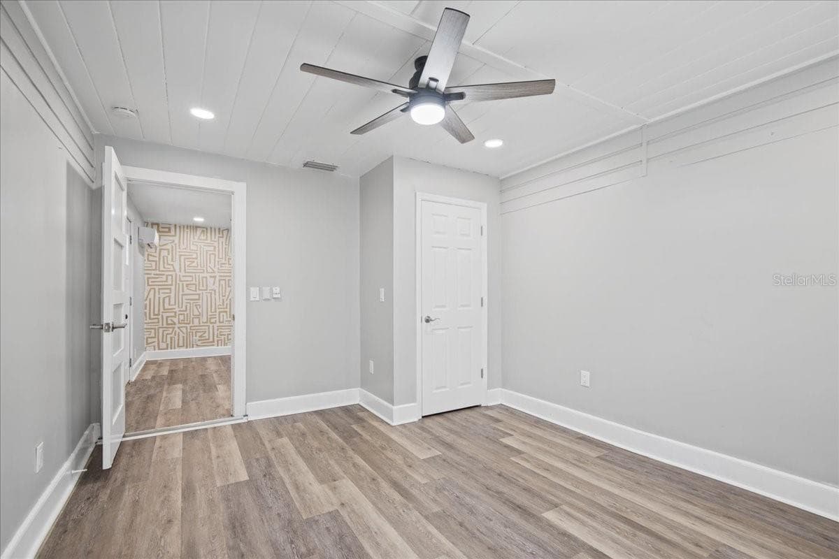Multi-Family 5+ at 257 14TH ST NW, LARGO, photo 12 of 25