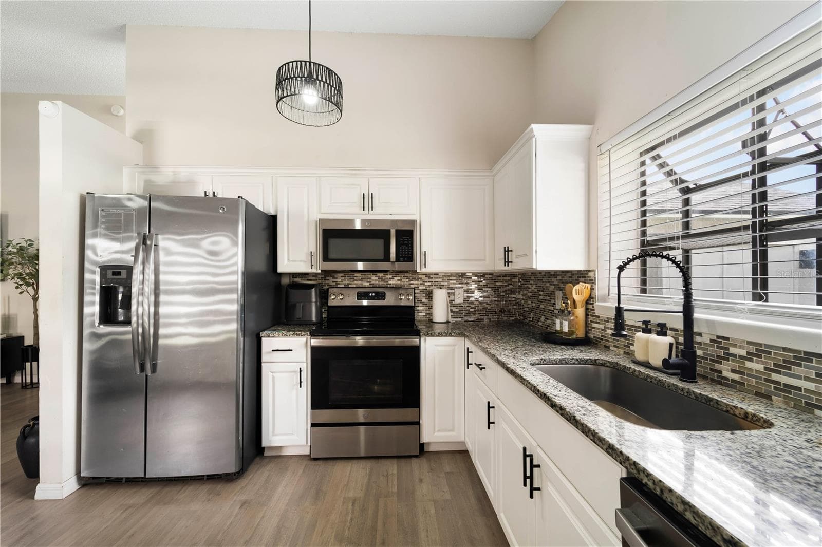 Single Family Residence at 9785 PINEY POINT CIR, ORLANDO, photo 15 of 30