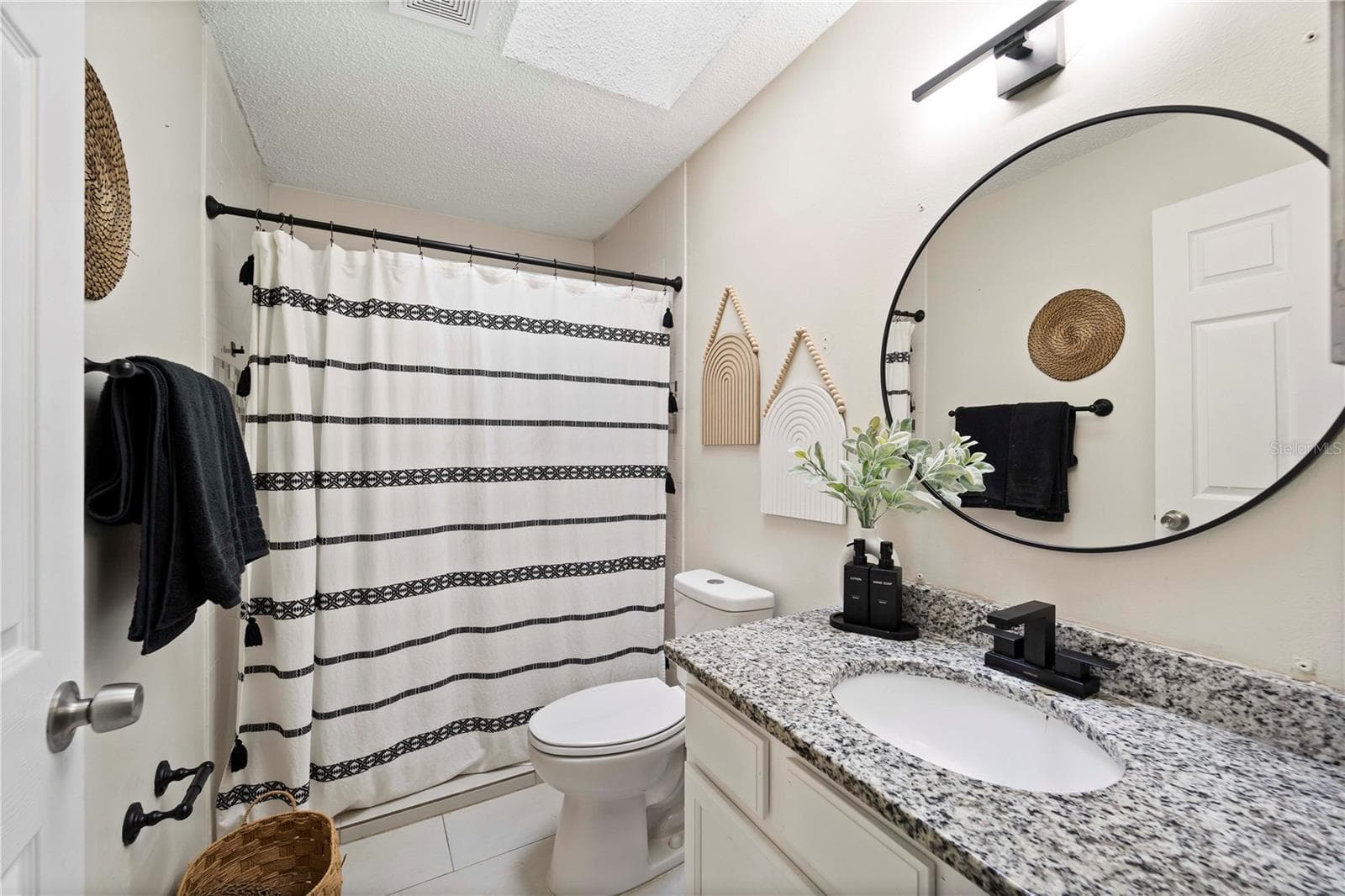 Single Family Residence at 9785 PINEY POINT CIR, ORLANDO, photo 18 of 30