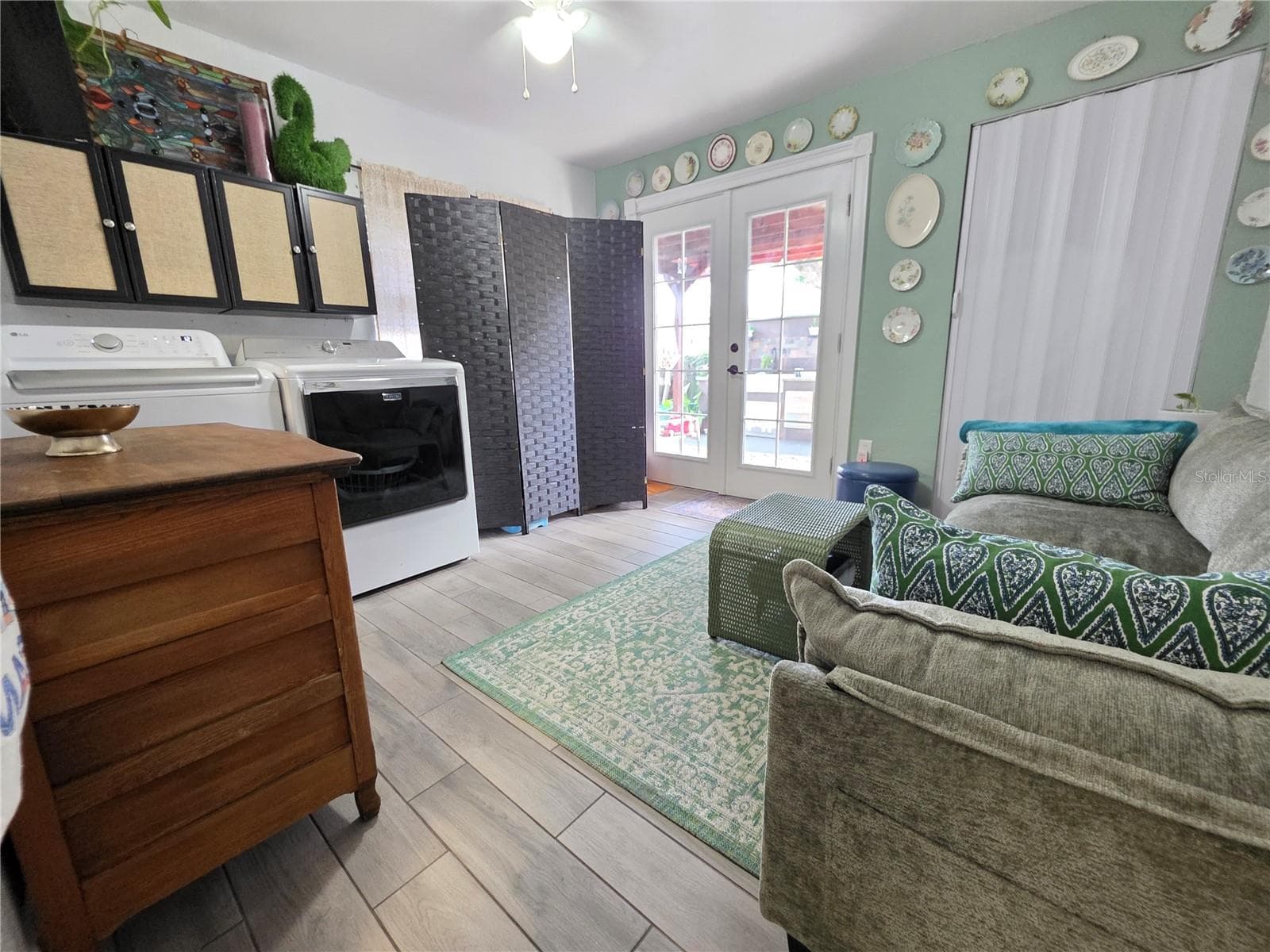 Duplex at 118 S WATERLOO AVE, LAKELAND, photo 20 of 33