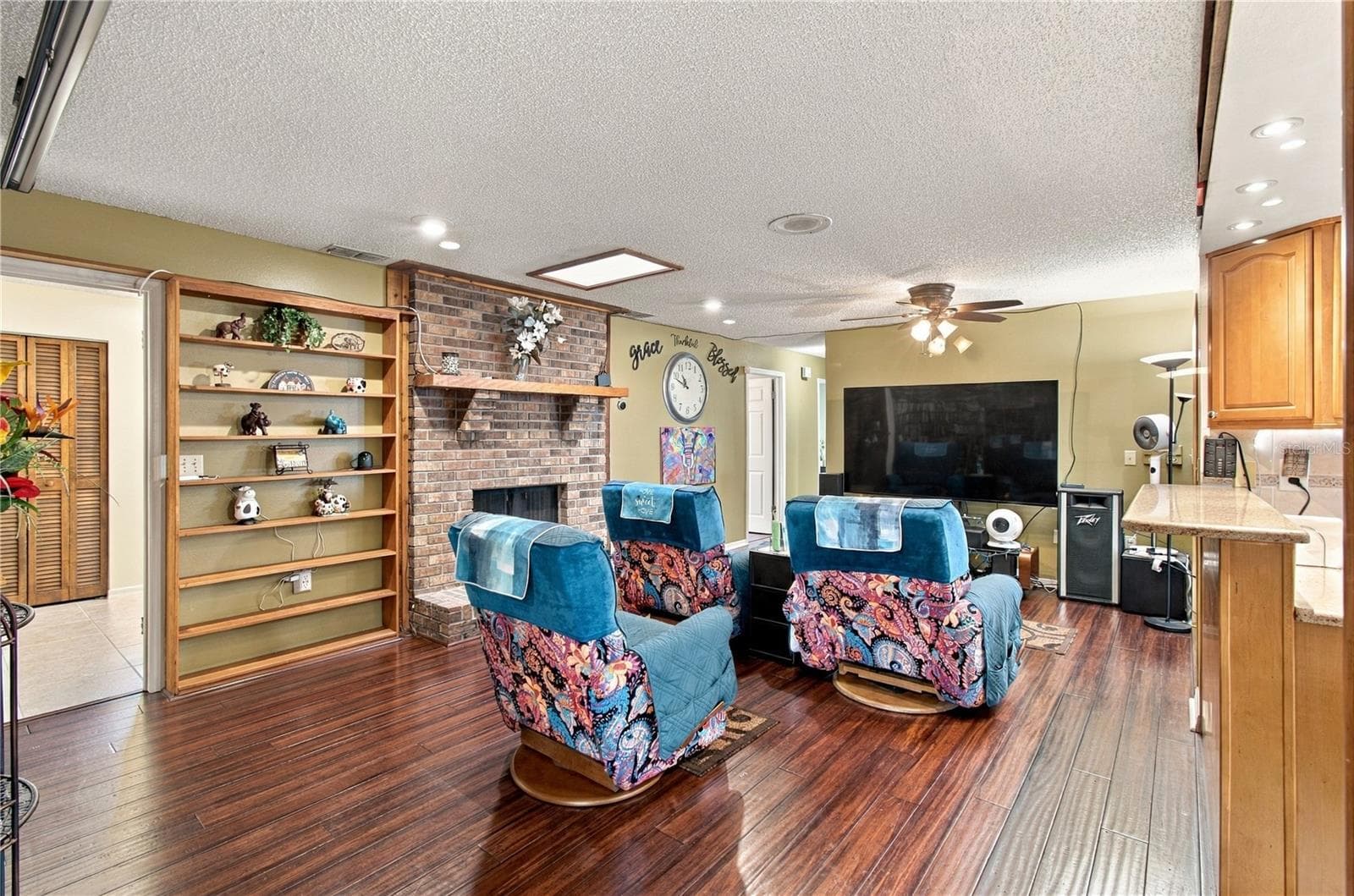Stella Living Room - 1851 STELLA CT E, LAKELAND