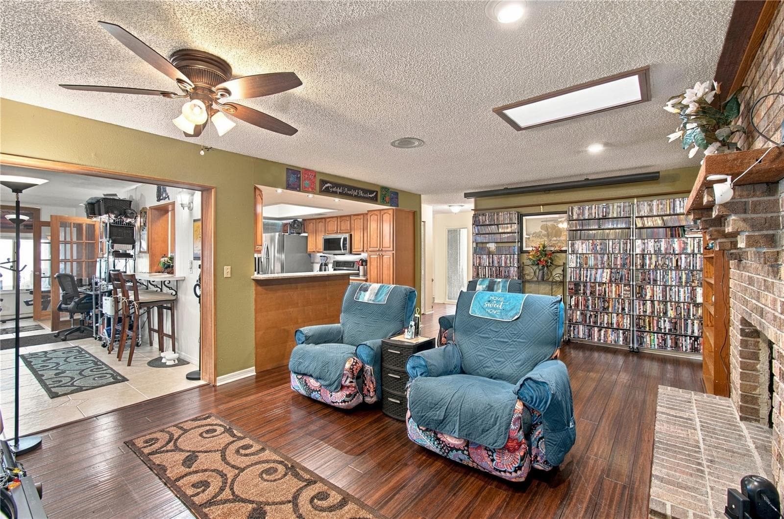 Stella Living Room - 1851 STELLA CT E, LAKELAND