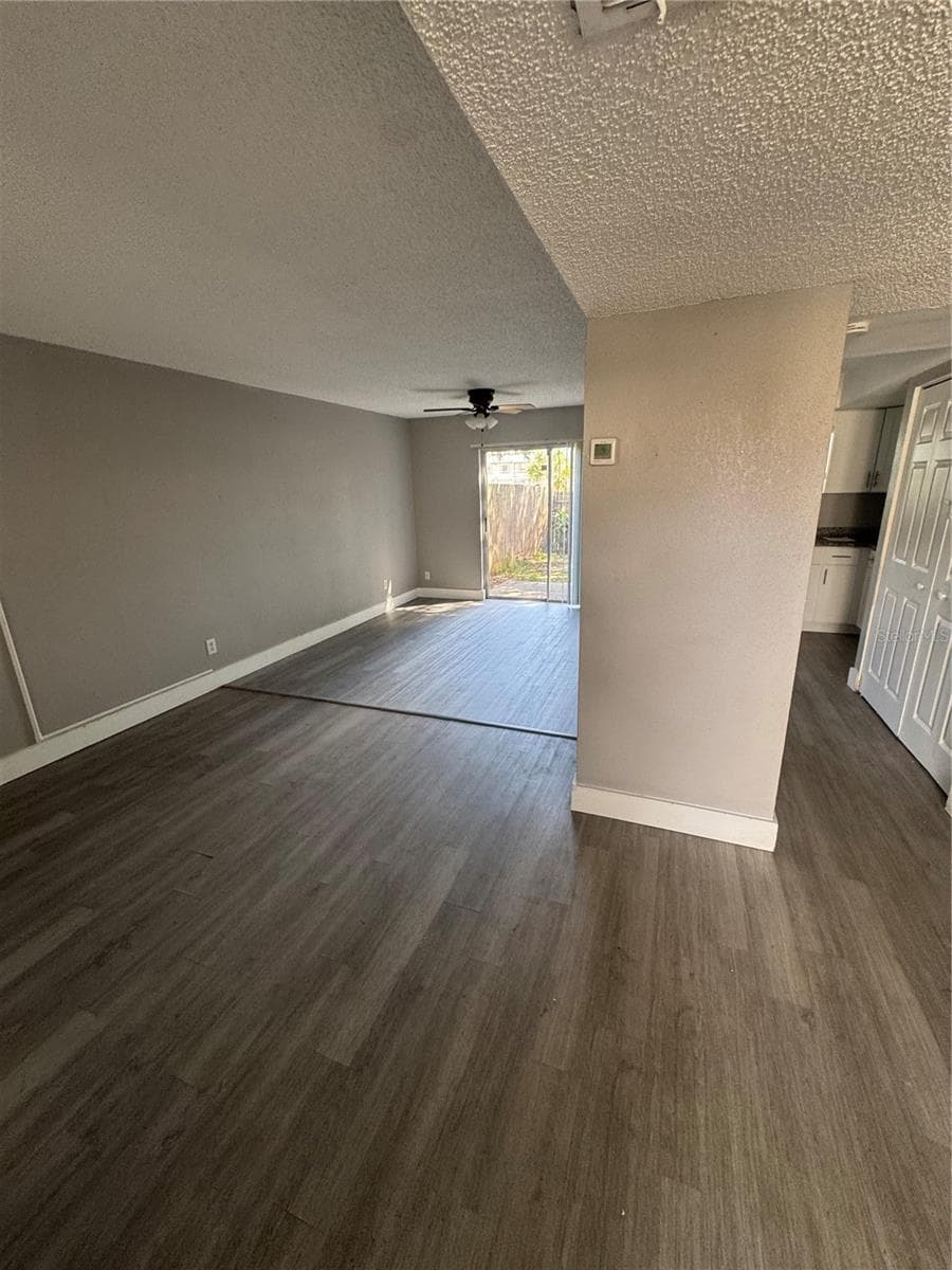 Townhouse at 5133 TENNIS COURT CIR #72, TAMPA, photo 12 of 18