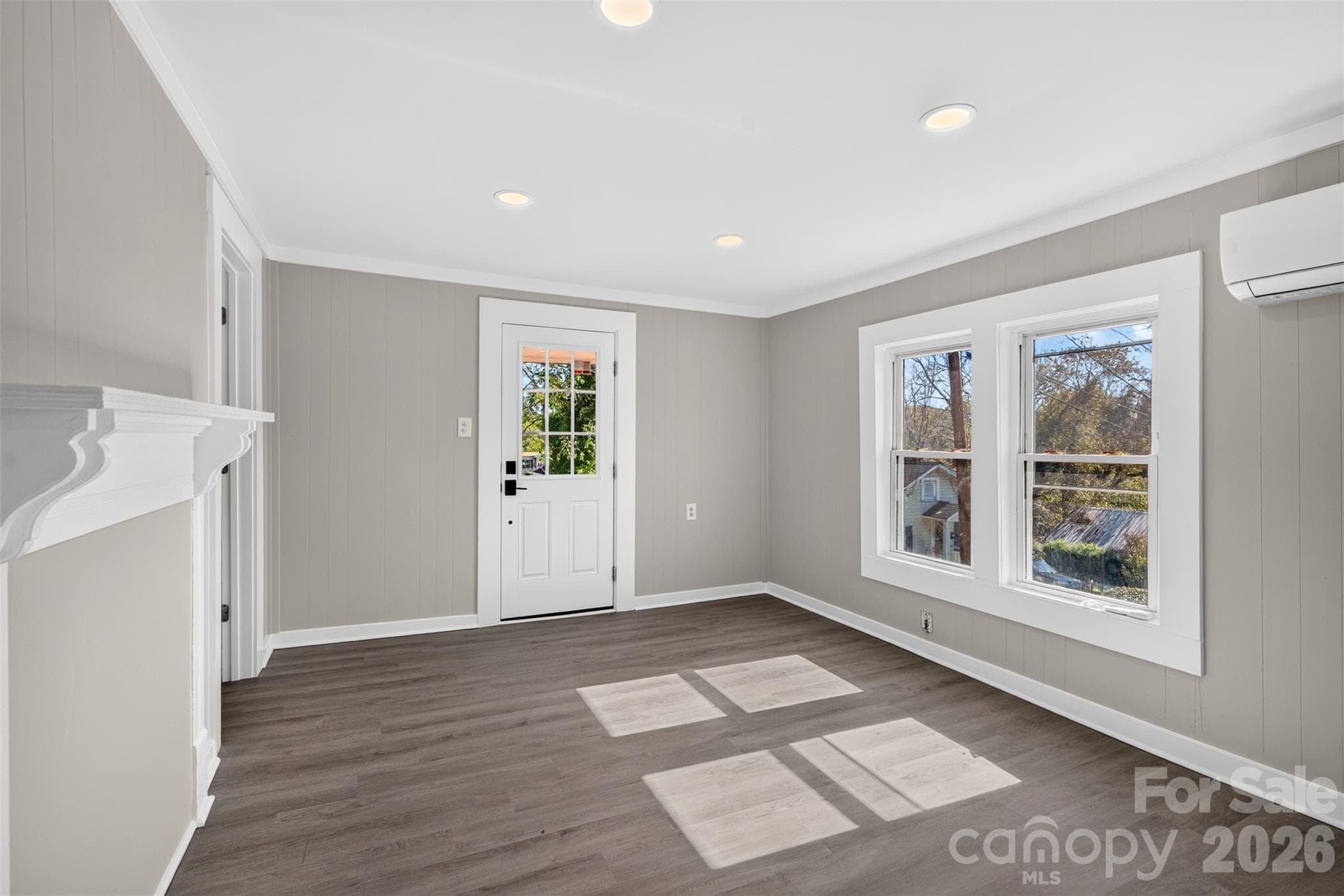 Single Family Residence at 611 Center Street, Lenoir, photo 8 of 17