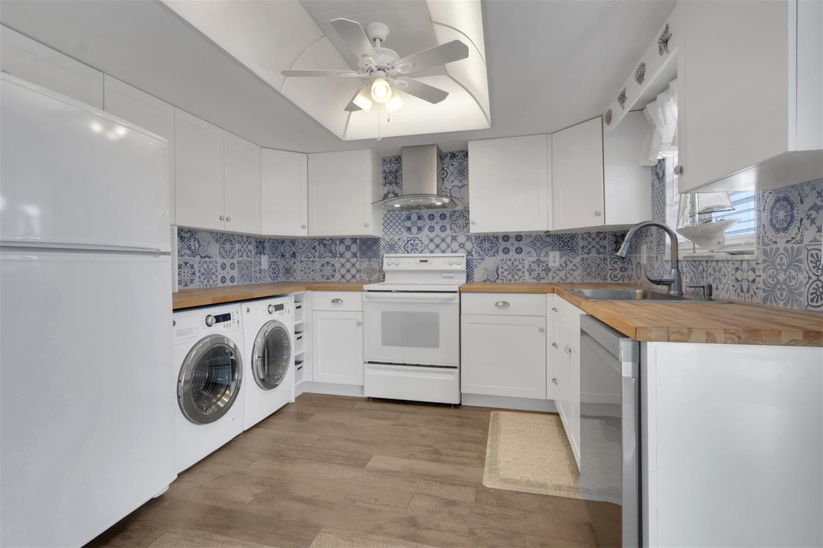 Condominium at 180 CYPRESS WAY E #C218, NAPLES, photo 7 of 26