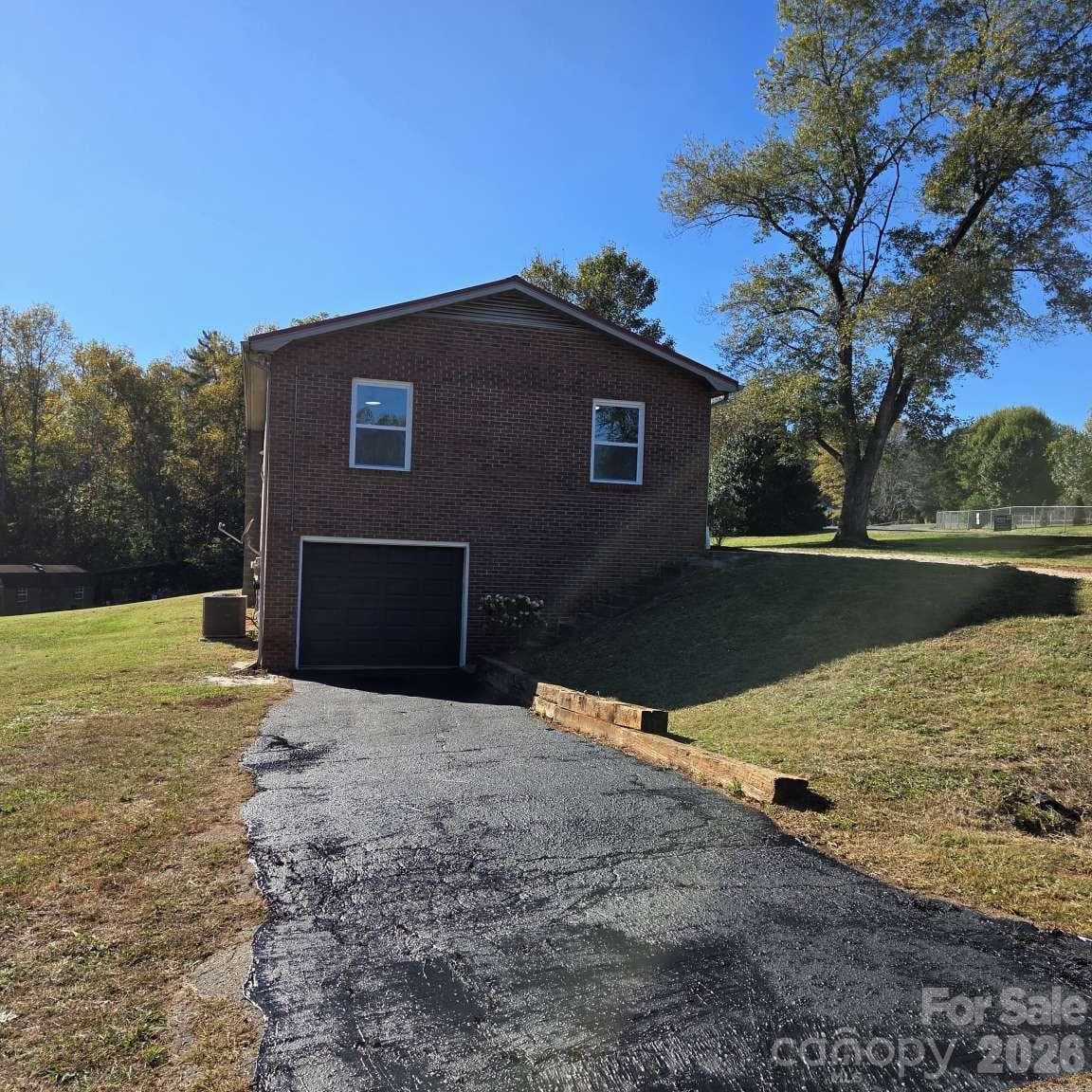 Single Family Residence at 3101 Prairie Court, Lenoir, photo 38 of 40