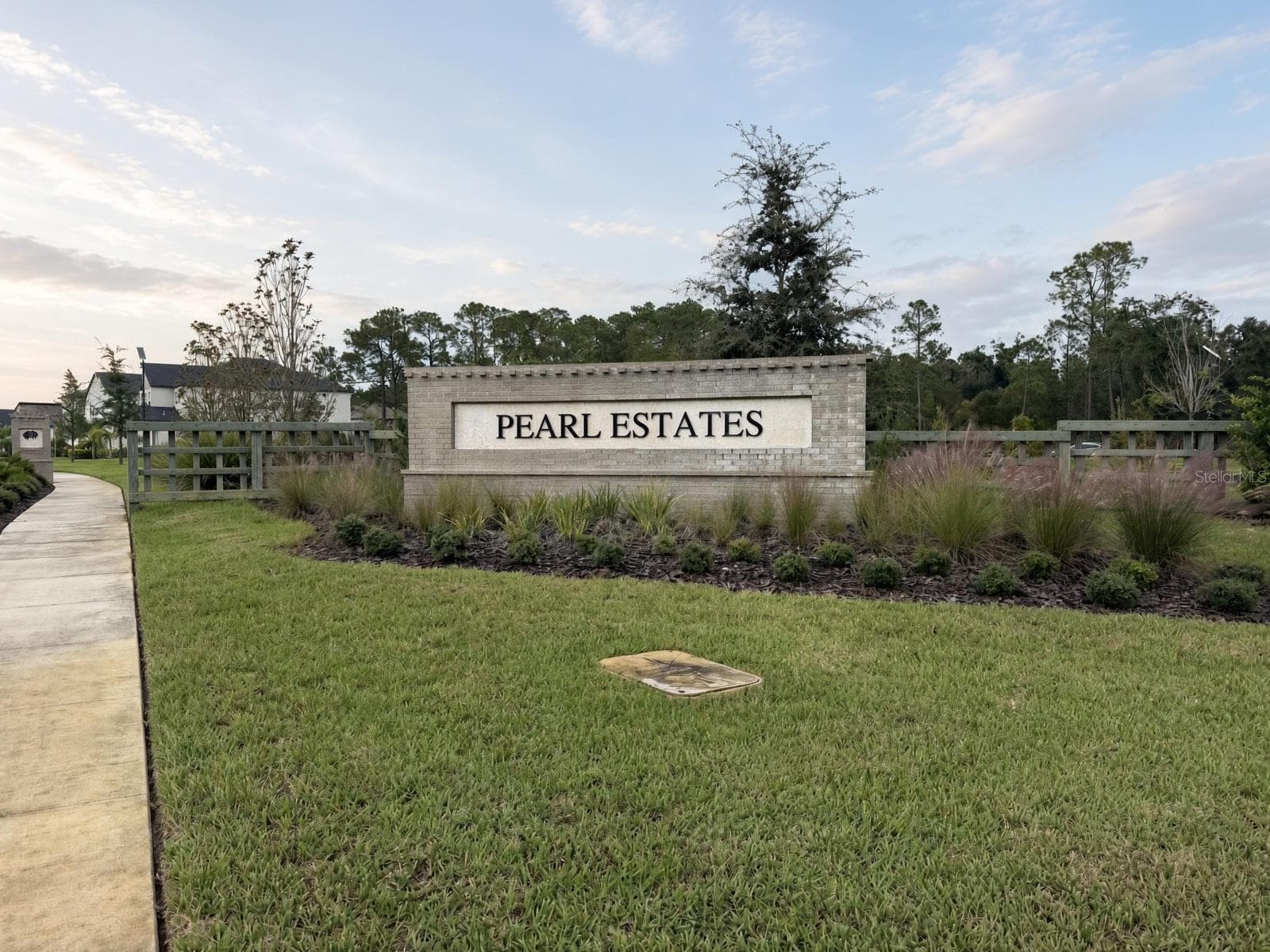 Single Family Residence at 18125 SERENE LAKE LOOP, LUTZ, photo 2 of 25