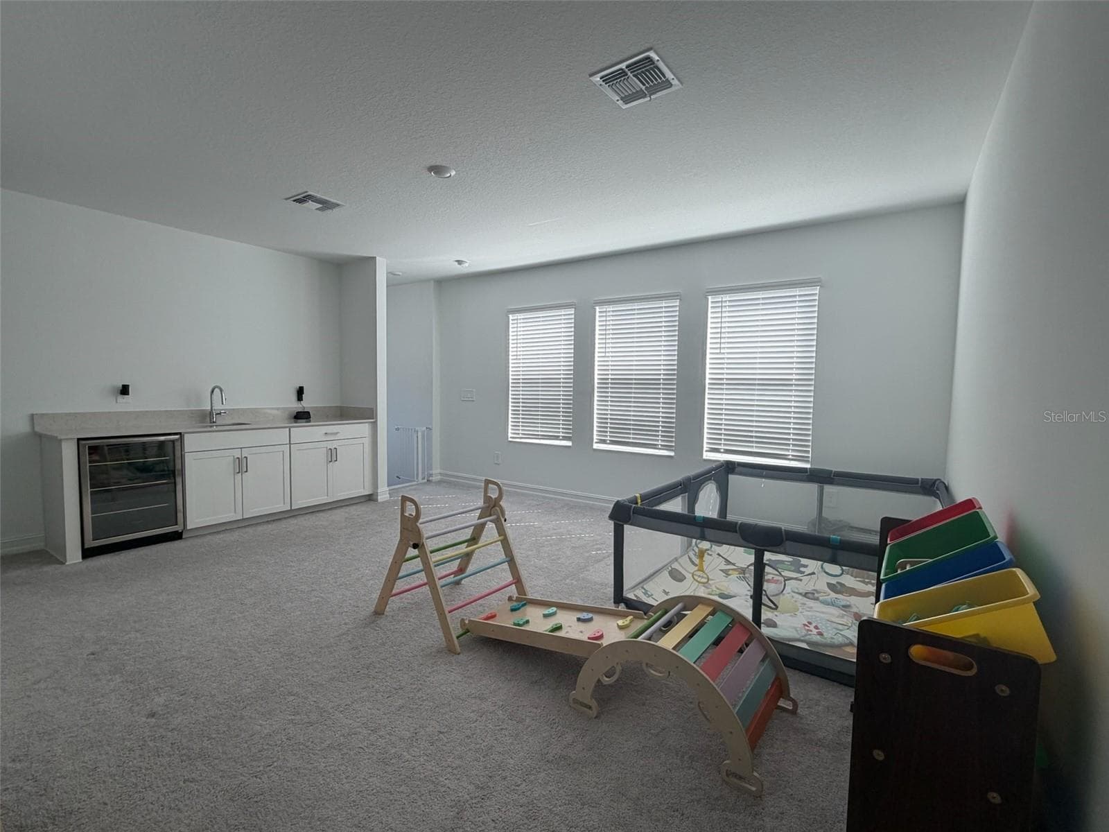 Single Family Residence at 18125 SERENE LAKE LOOP, LUTZ, photo 12 of 25