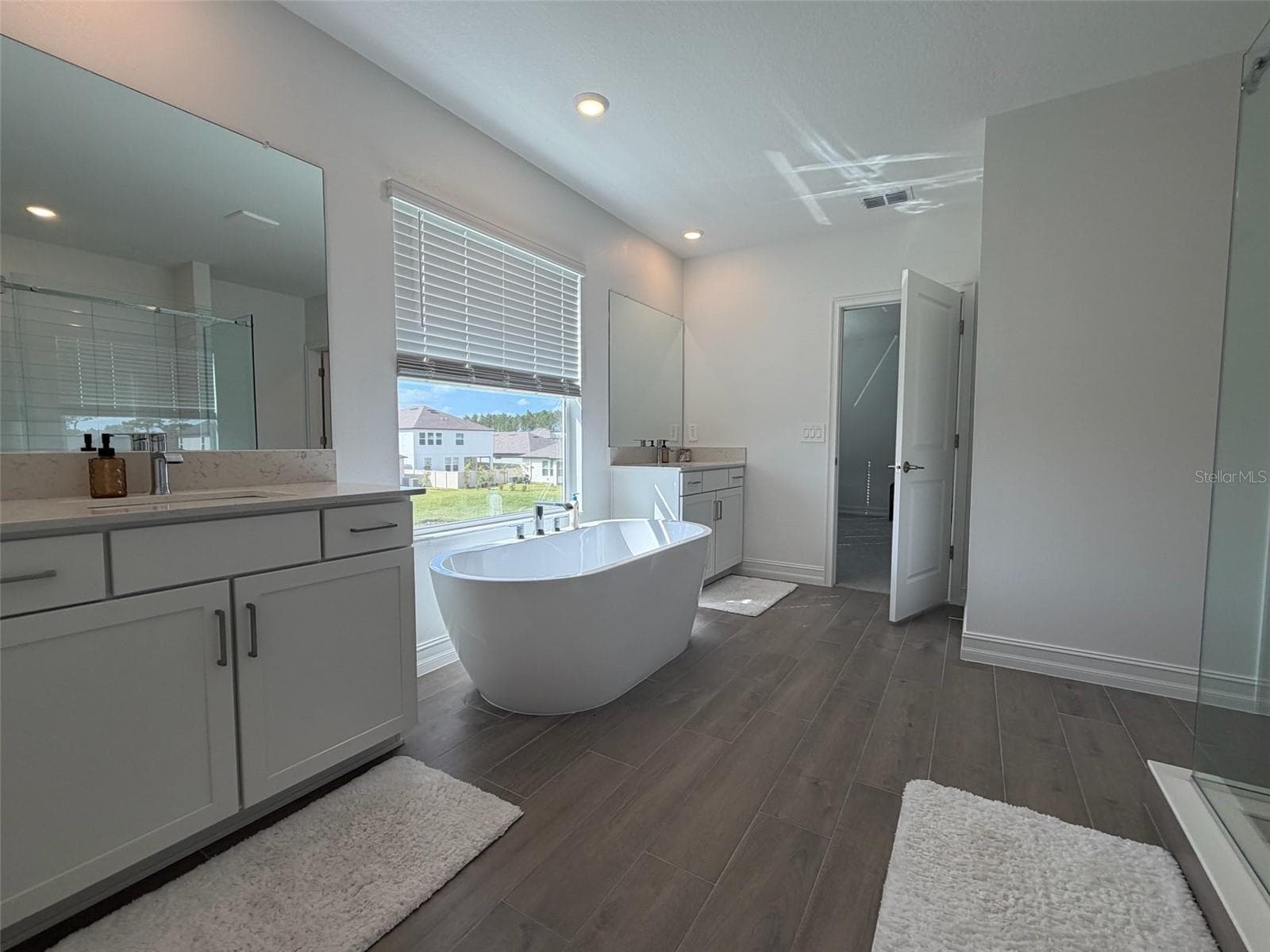 Single Family Residence at 18125 SERENE LAKE LOOP, LUTZ, photo 19 of 25
