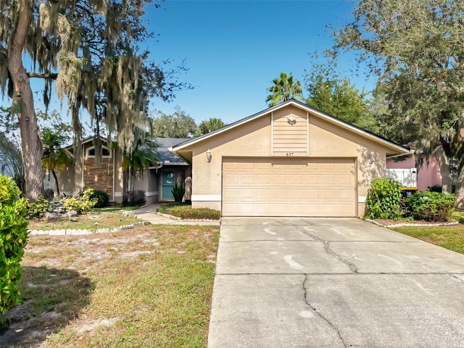 Single Family Residence at 407 ANISE LN, POINCIANA, photo 2 of 26