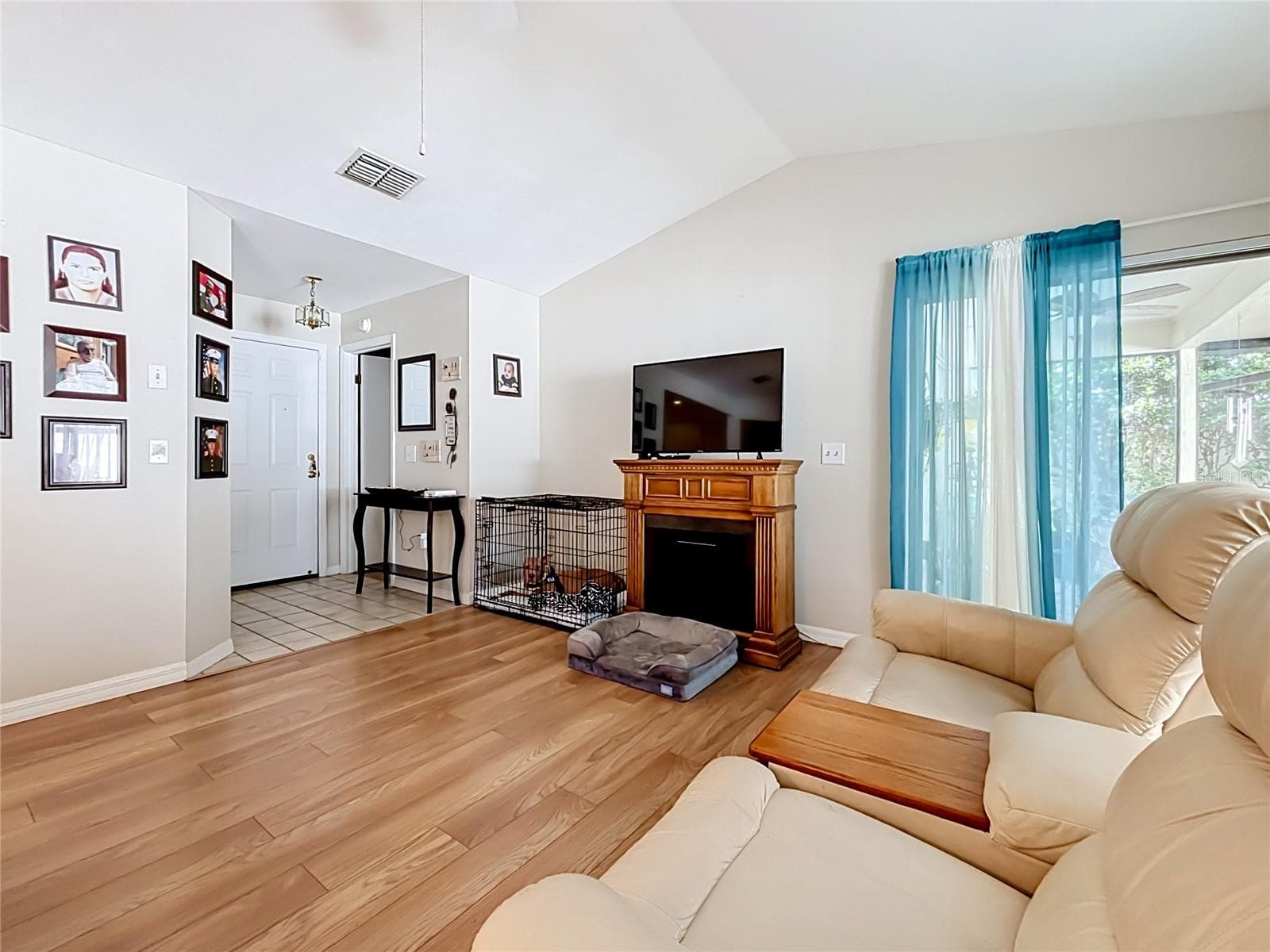 Single Family Residence at 407 ANISE LN, POINCIANA, photo 8 of 26