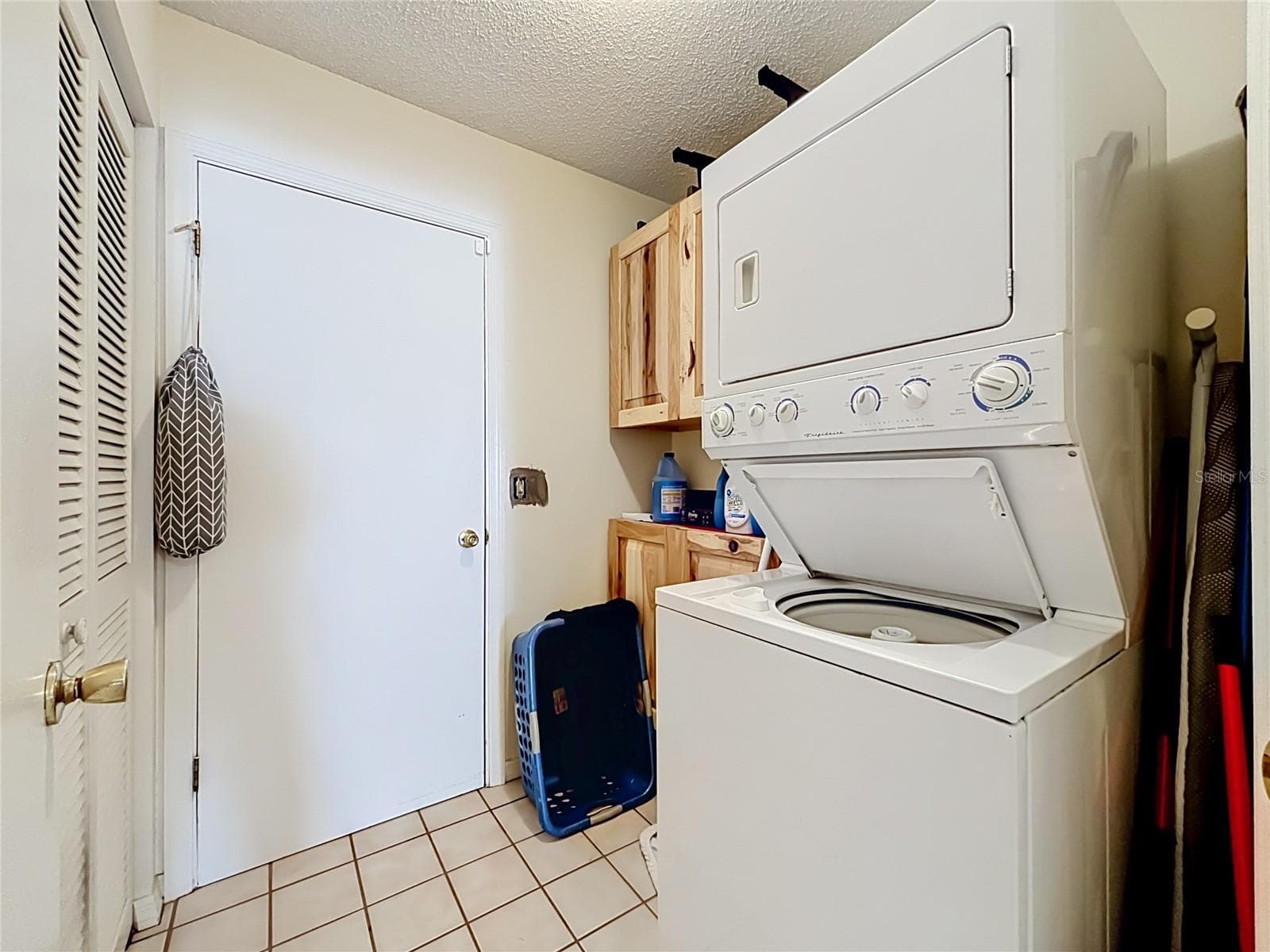Single Family Residence at 407 ANISE LN, POINCIANA, photo 18 of 26
