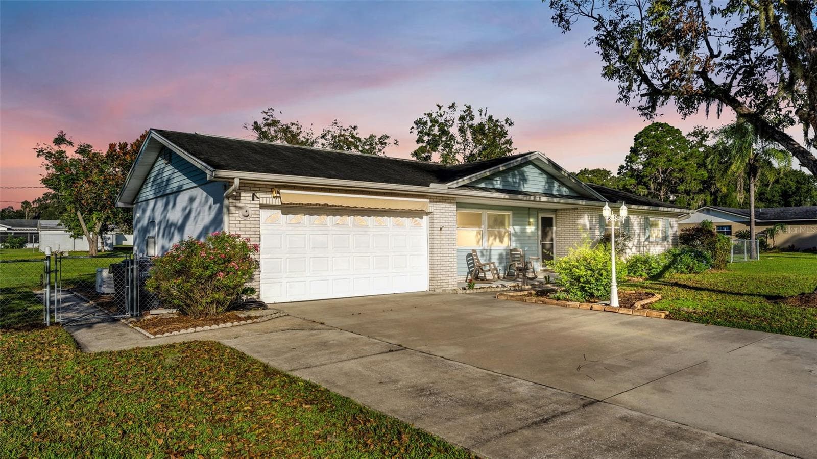Single Family Residence at 6739 FARRIS DR, LAKELAND, photo 2 of 49