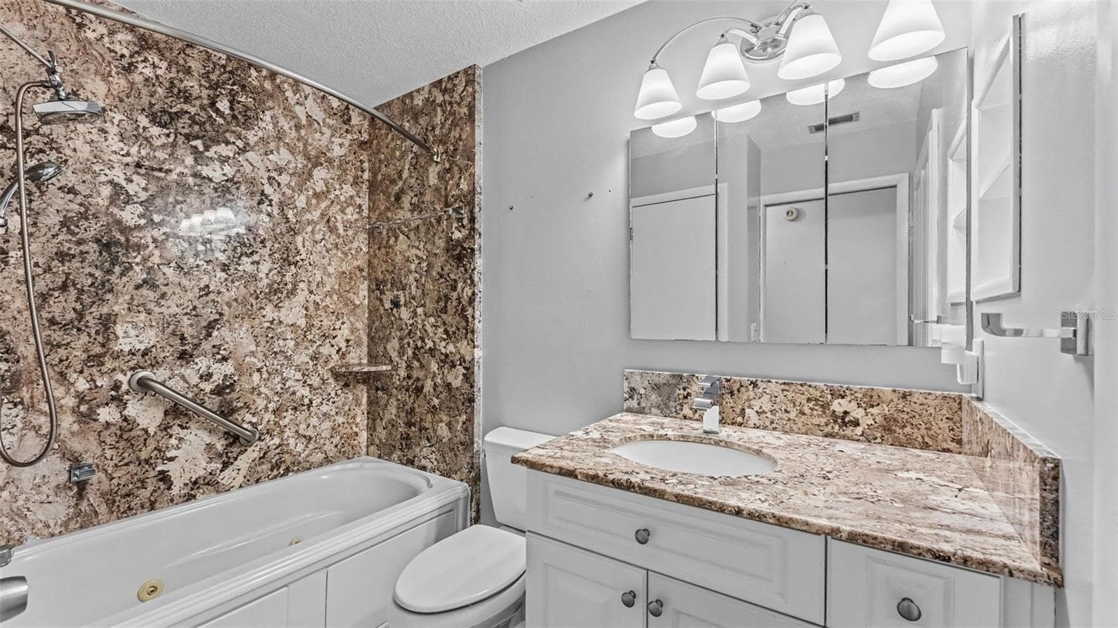 Single Family Residence at 6739 FARRIS DR, LAKELAND, photo 23 of 49