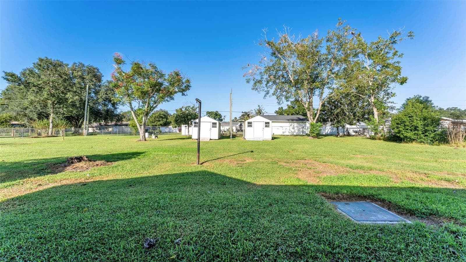 Single Family Residence at 6739 FARRIS DR, LAKELAND, photo 36 of 49