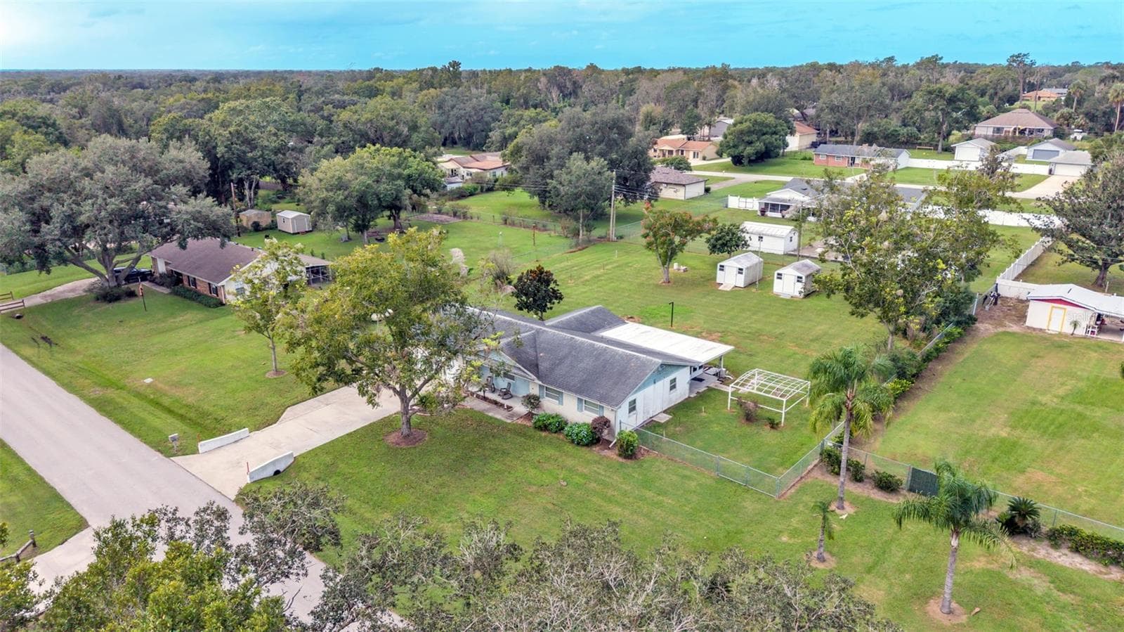 Single Family Residence at 6739 FARRIS DR, LAKELAND, photo 43 of 49