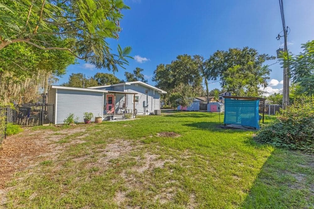 Single Family Residence at 1633 E ELM RD, LAKELAND, photo 22 of 33