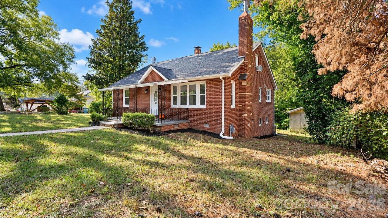 205 Sunrise Avenue