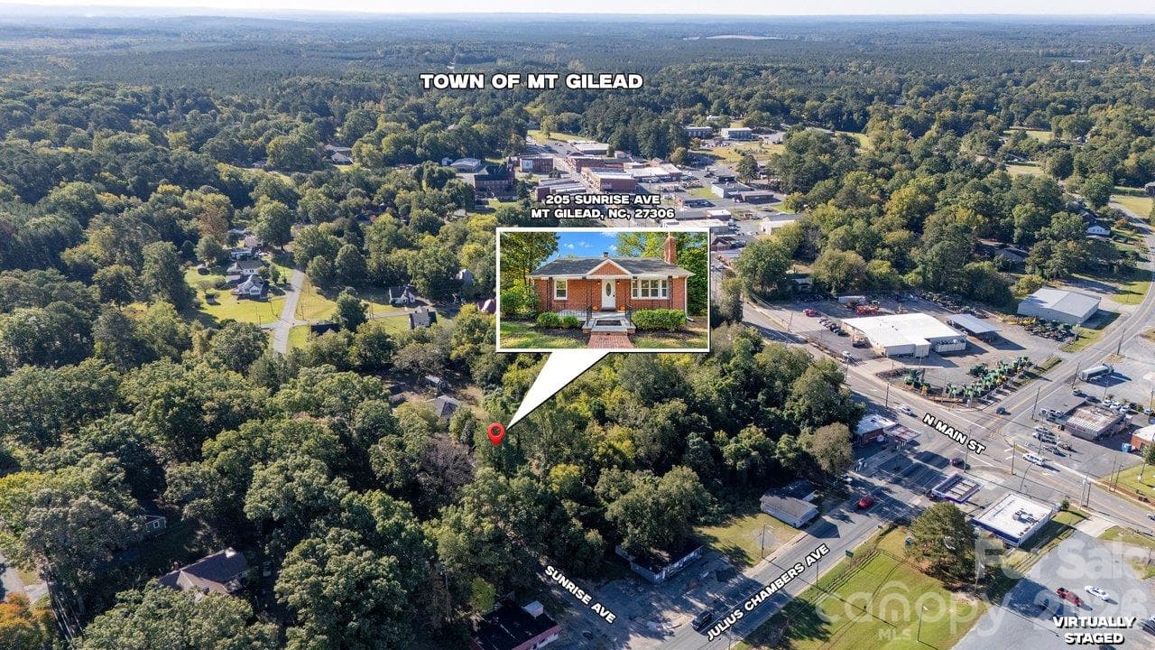 Single Family Residence at 205 Sunrise Avenue, Mount Gilead, photo 4 of 42