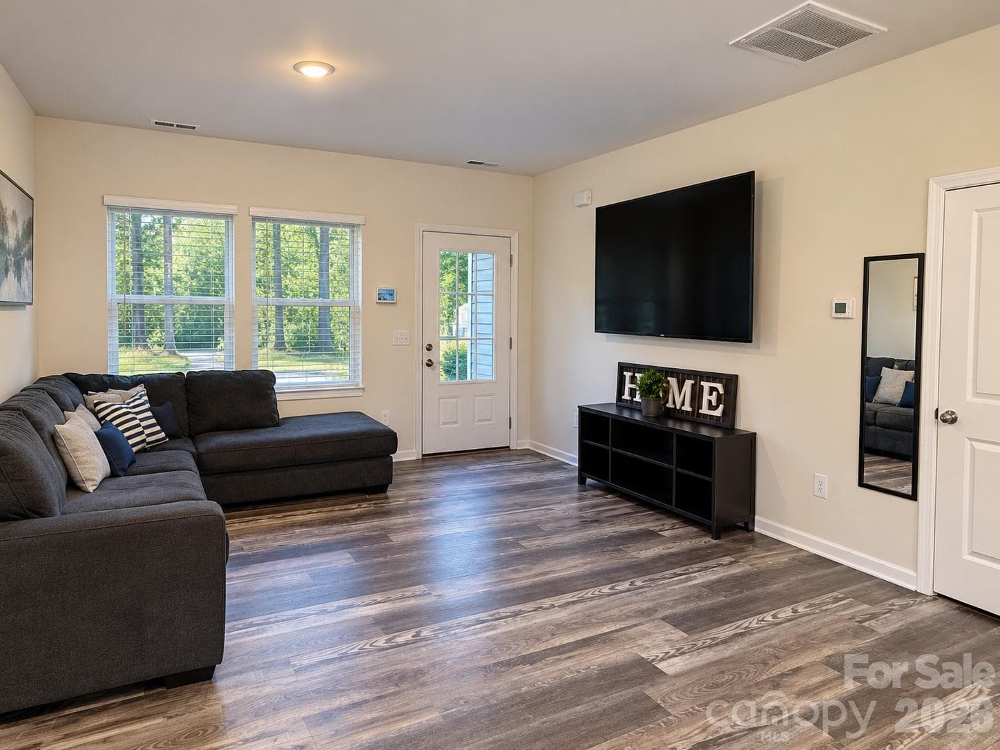 Single Family Residence at 2925 Ridge Road E, Salisbury, photo 4 of 26