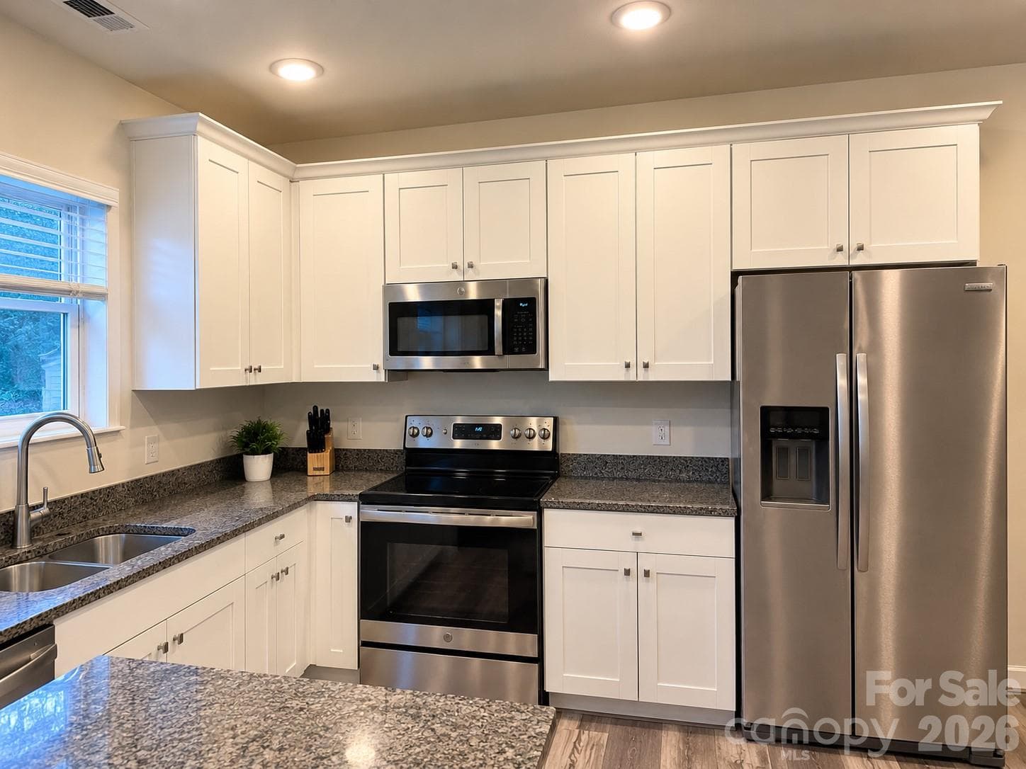 Single Family Residence at 2925 Ridge Road E, Salisbury, photo 5 of 26