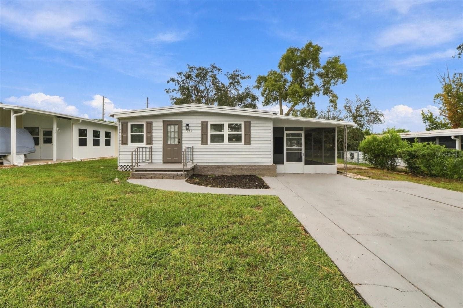Mobile Home at 7289 FAIRLANE AVE, BROOKSVILLE, photo 2 of 38