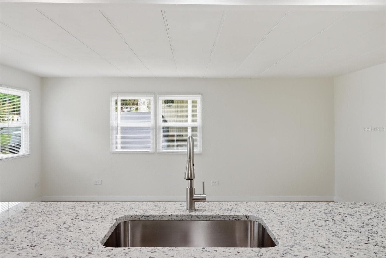 Mobile Home at 7289 FAIRLANE AVE, BROOKSVILLE, photo 15 of 38