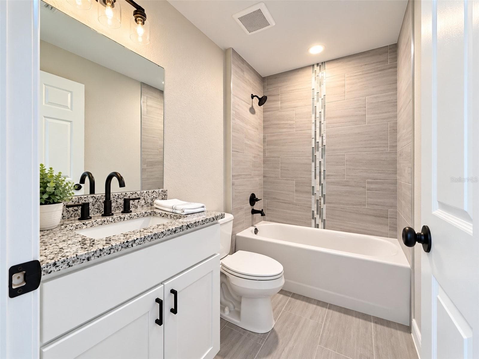 Single Family Residence at 75 LOCUST DR, OCALA, photo 16 of 44