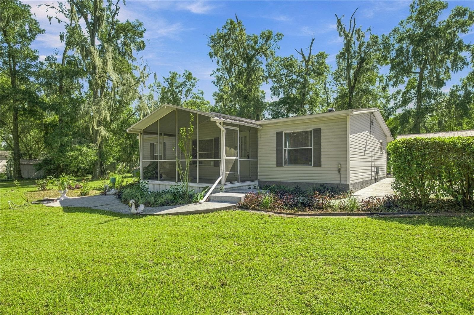 Manufactured Home at 3860 SW 80TH ST, OCALA, photo 2 of 42