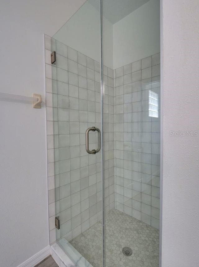 Shower - 9013 HEATHLAND CT, MOUNT DORA