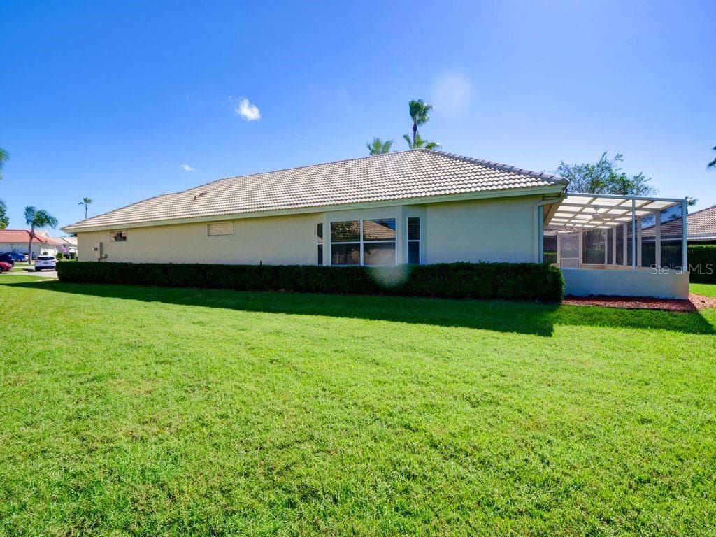 Single Family Residence at 9013 HEATHLAND CT, MOUNT DORA, photo 44 of 73