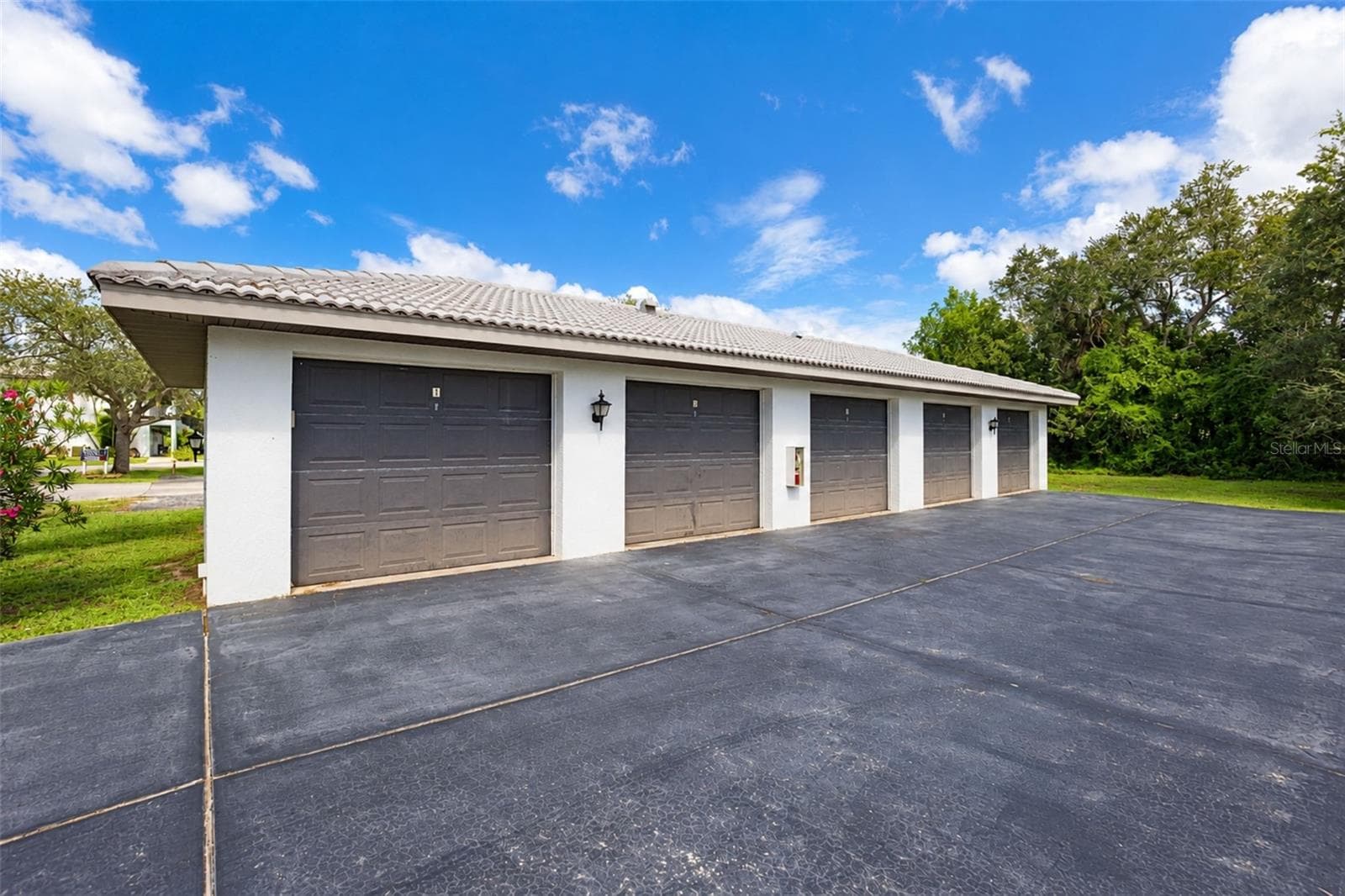 Condominium at 150 ENGLEWOOD ISLES PKWY #508, ENGLEWOOD, photo 48 of 67