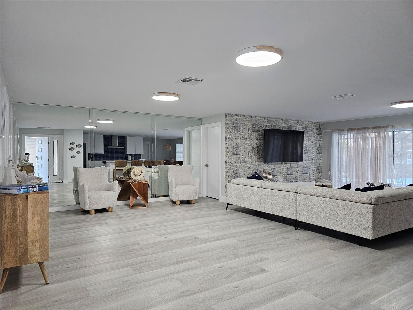 Single Family Residence at 975 CORONADO DR, PUNTA GORDA, photo 18 of 28
