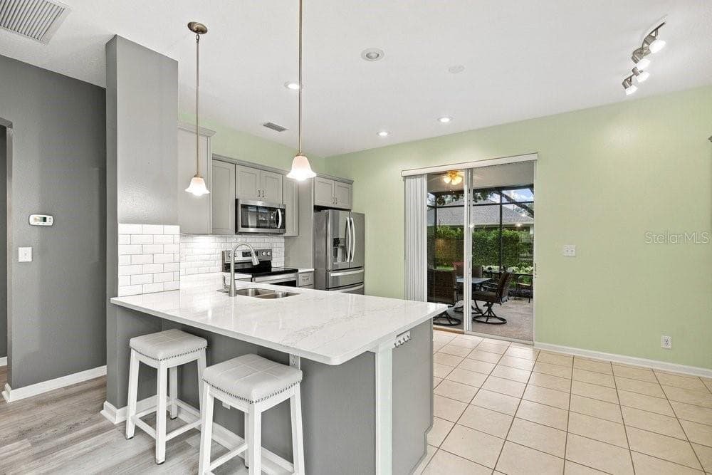 Single Family Residence at 109 WETHERSFIELD CT, DELAND, photo 6 of 34