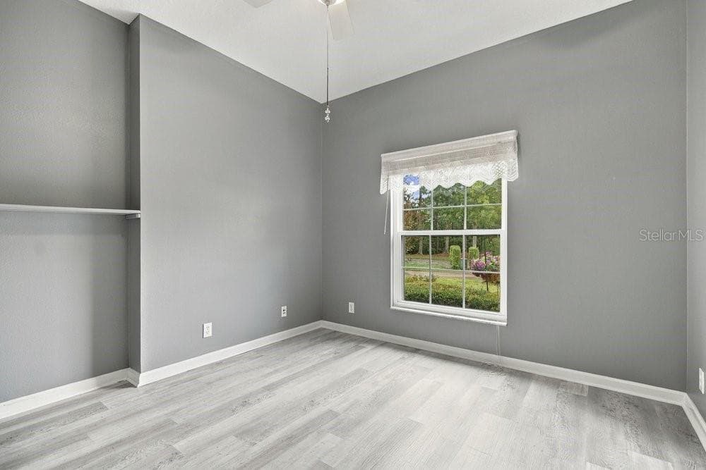 Single Family Residence at 109 WETHERSFIELD CT, DELAND, photo 13 of 34