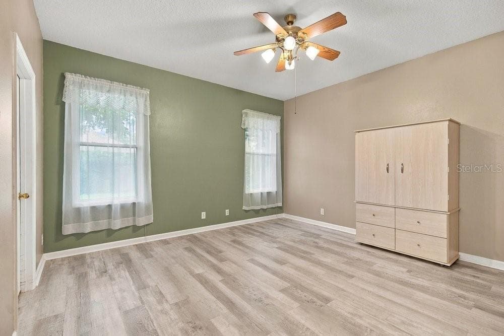 Single Family Residence at 109 WETHERSFIELD CT, DELAND, photo 14 of 34