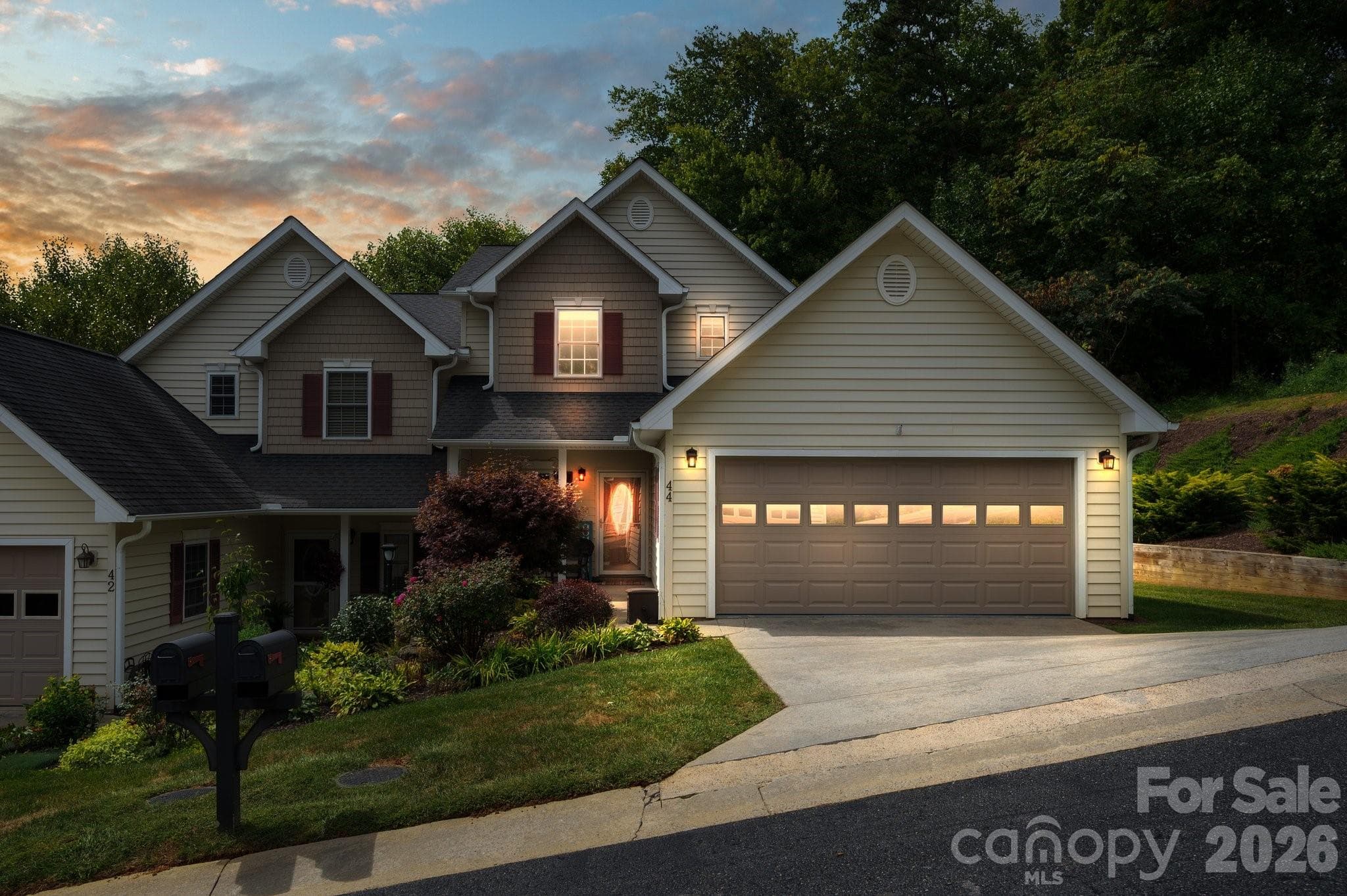 Welcome Home - 44 Viera Drive, Swannanoa